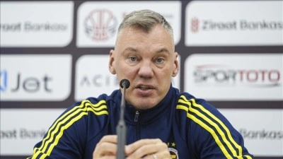 Fenerbah&ccedil;e Beko Başantren&ouml;r&uuml; Jasikevicius, Dubai'de mahsur kaldı