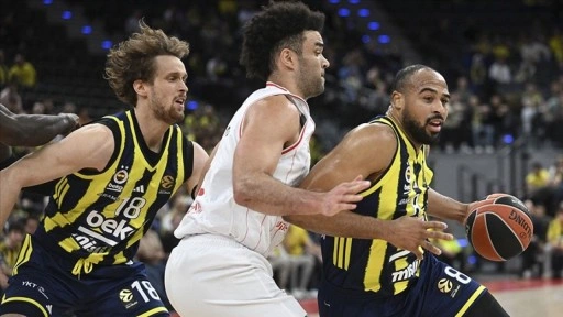 Fenerbahçe Beko, çift maç haftasında Almanya'da konuk ettiği iki İsrail ekibini de mağlup etti