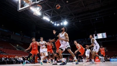 Fenerbah&ccedil;e Beko, İsrail ekibi Hapoel IBI'ye 95-80 yenildi