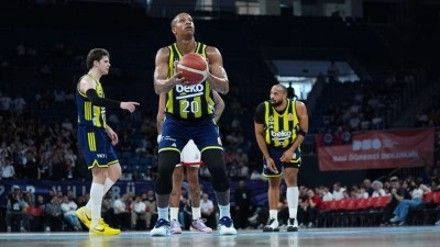 Fenerbah&ccedil;e Beko, T&uuml;rkiye Sigorta Basketbol S&uuml;per Ligi'ni lider tamamladı