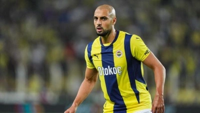 Fenerbah&ccedil;e'de Faslı futbolcu Sofyan Amrabat takıma katıldı