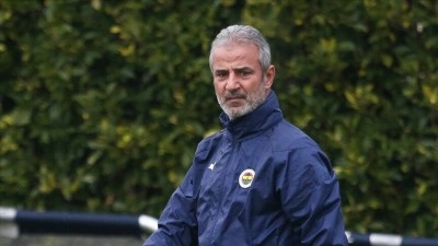 Fenerbah&ccedil;e'de teknik direkt&ouml;r İsmail Kartal'dan şampiyonluk vurgusu