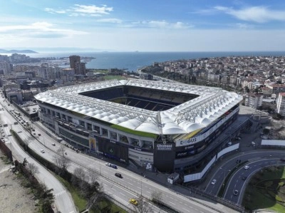 Fenerbah&ccedil;e'den kadın ve &ccedil;ocuklara &uuml;cretsiz bilet