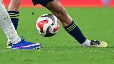 Fenerbah&ccedil;e derbide yarın Beşiktaş'ı konuk edecek