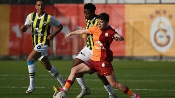Fenerbahçe-Galatasaray arasındaki rekabet kadınlar futbolunda da yaşanıyor