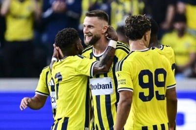 Fenerbah&ccedil;e, ilk hazırlık ma&ccedil;ını farklı kazandı