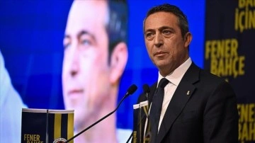 Fenerbahçe Kulübü Başkanı Ali Koç, Ankara'da üyelerle bir araya geldi