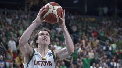 Fenerbah&ccedil;e, Litvanyalı basketbolcu Ignas Sargiunas'ı renklerine bağladı