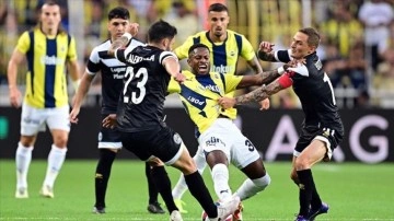 Fenerbah&ccedil;e Lugano'yu 2-1 yendi