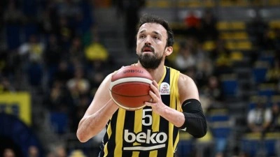 Fenerbah&ccedil;e, milli basketbolcu Serta&ccedil; Şanlı ile 1 yıllık s&ouml;zleşme imzaladı