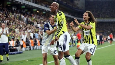 Fenerbah&ccedil;e'nin Sturm Graz ile yapacağı ilk ma&ccedil;ı İngiliz hakem Chris Kavanagh y&ouml;netecek