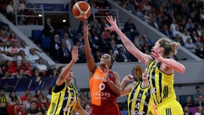 Fenerbah&ccedil;e Opet Kadın Basketbol Takımı, 3. kez Avrupa'nın zirvesinde