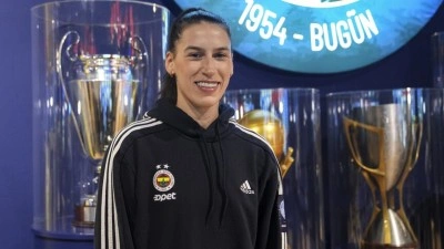 Fenerbah&ccedil;e Opetli basketbolcu Sevgi Uzun, Avrupa Ligi'nde şampiyonluğa inanıyor