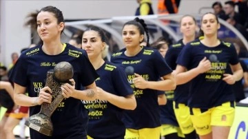 Fenerbahçe, potada 17. şampiyonluk peşinde