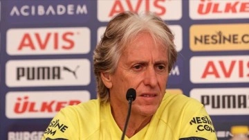 Fenerbahçe Teknik Direktörü Jorge Jesus: Gruplara kalmak istiyoruz