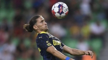 Fenerbahçe'de Crespo'nun sözleşmesi 1 yıl uzatıldı