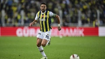 Fenerbah&ccedil;e'de sezonun vazge&ccedil;ilmezi Tadic oldu