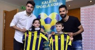 Fenerbahçeli yıldız futbolculardan anlamlı ziyaret