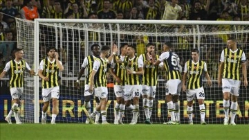 Fenerbahçe'nin Maribor maçı kamp kadrosu belli oldu
