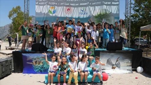 Fethiye'de deniz dibi ve kumsal temizliği yapıldı