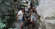 Fethiye&#39;de kayalıklardan düşen Azeri kadın öldü