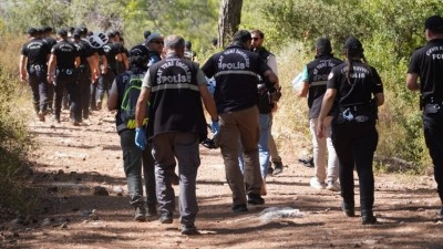 FET&Ouml;'n&uuml;n suikast timindeki Karatepe'nin Muğla'da g&ouml;sterdiği b&ouml;lgelerde silah ve m&uuml;him