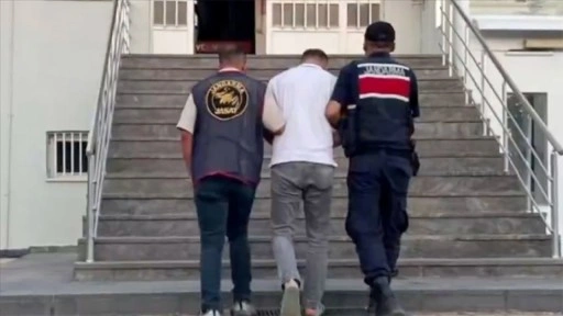 FETÖ'ye yönelik operasyonlarda 49 şüpheli yakalandı