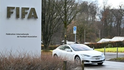FIFA'dan 3 T&uuml;rk kul&uuml;b&uuml;ne 3'er d&ouml;nem transfer yasağı