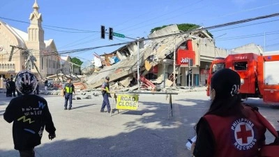 Filipinler'de 8 Haziran'da meydana gelen 7,8 b&uuml;y&uuml;kl&uuml;ğ&uuml;ndeki depremde &ouml;l&uuml; sayısı 68'e