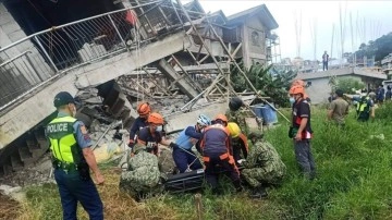 Filipinler, deprem bölgesinde kurtarma operasyonları için orduyu görevlendirdi