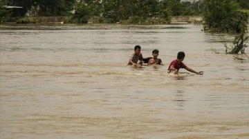Filipinler'de Nalgae Fırtınası'nın yol açtığı afetlerde 42 kişi öldü
