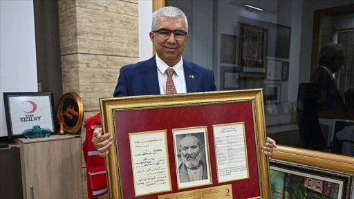 Filistin cephesinde İngilizlere esir düşen dedesinin mektubuna 107 yıl sonra kavuştu
