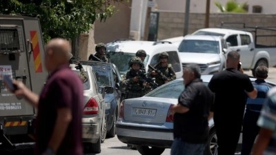 Filistin topraklarını gasbeden İsrailliler, işgal altındaki Batı Şeria'da Sincil beldesine sald