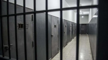 Filistinli tutuklular İsrail'in Megiddo Hapishanesi'nde işkenceye maruz kalıyor