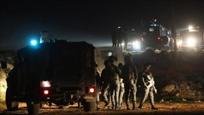 Filistinlilerin topraklarını gasbeden İsrailliler, Mesafir Yatta'da Filistinlilerin evlerini yaktı