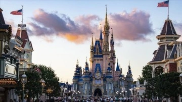 Florida'da bulunan Walt Disney eğlence merkezinin 'özerkliği' feshedildi