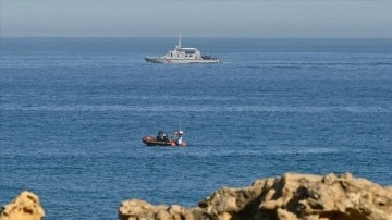 Fransa, artan göçmen sayısı nedeniyle Manş Denizi'ndeki devriyesini artırdı