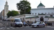 Fransa cami saldırılarına tepkisiz kalıyor