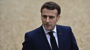 Fransa Cumhurbaşkanı Macron: Daha çok zaman bu virüsle birlikte yaşayacağız