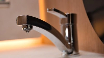 Fransa'da 40 binden fazla kişi i&ccedil;me suyu kesintileriyle karşı karşıya