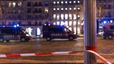 Fransa&rsquo;da bir kişiyi silahla &ouml;ld&uuml;ren polis hakkında kasten adam &ouml;ld&uuml;rme su&ccedil;lamasıyla dava a&ccedil;ıldı