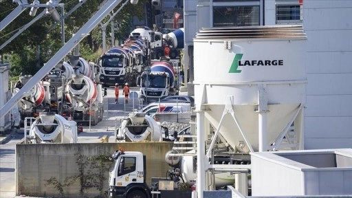 Fransa'da Lafarge'ın yargılandığı davada mahkeme sanıkların ifadelerini dinledi