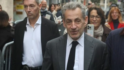 Fransa'da "Libya davası"nda eski Cumhurbaşkanı Sarkozy hakkında 7 yıl hapis talebi