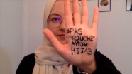 Fransa&#039;da Müslüman kadınlar &#039;Başörtüme dokunma&#039; diyor