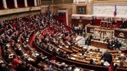 Fransa'da terörle mücadele tasarısı yasalaştı