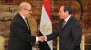 Fransa Dışişleri Bakanı Le Drian, Mısır Cumhurbaşkanı Sisi ile görüştü
