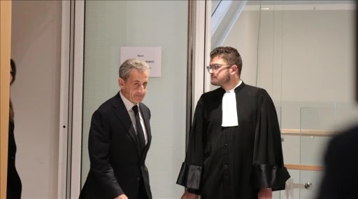 Fransa; eski Cumhurbaşkanı Nicolas Sarkozy’i hapse atıyor! -Ömür Çelikdönmez yazdı-