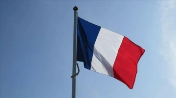 Fransa, İran'da alıkonulan vatandaşının akıbetinden endişeli