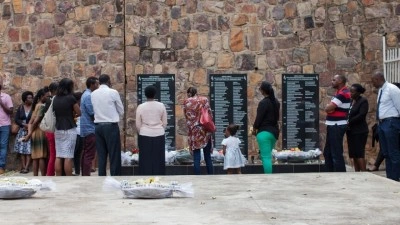 Fransa uzun yıllar sorumluluğunu inkar ettiği Ruanda Soykırımı'nda su&ccedil; ortaklığını reddediyor