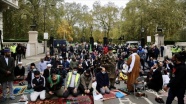 Fransa ve Macron, Londra'da protesto edildi